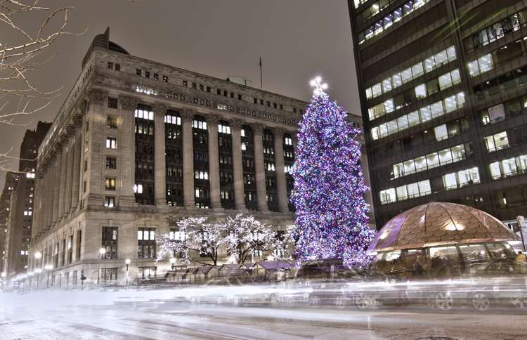 Guideposts: Since 1966, Chicago's official city tree has been located in Daley Plaze, surrounded by Christkindlmarket Chicago.